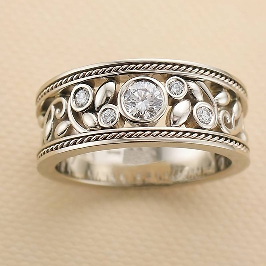 Vintage Silver & Zirconia Ring